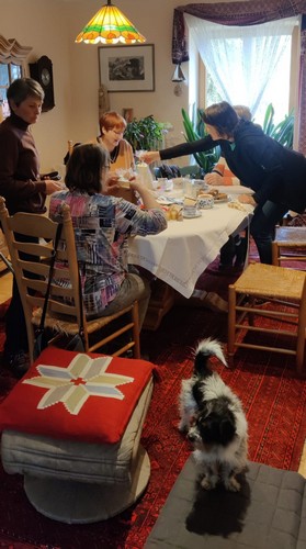 tl_files/fiffifeger/content/fotos/Textbilder/2025-05 130 Jahre Karlshorst/Tuetenpacker 20250407.jpg